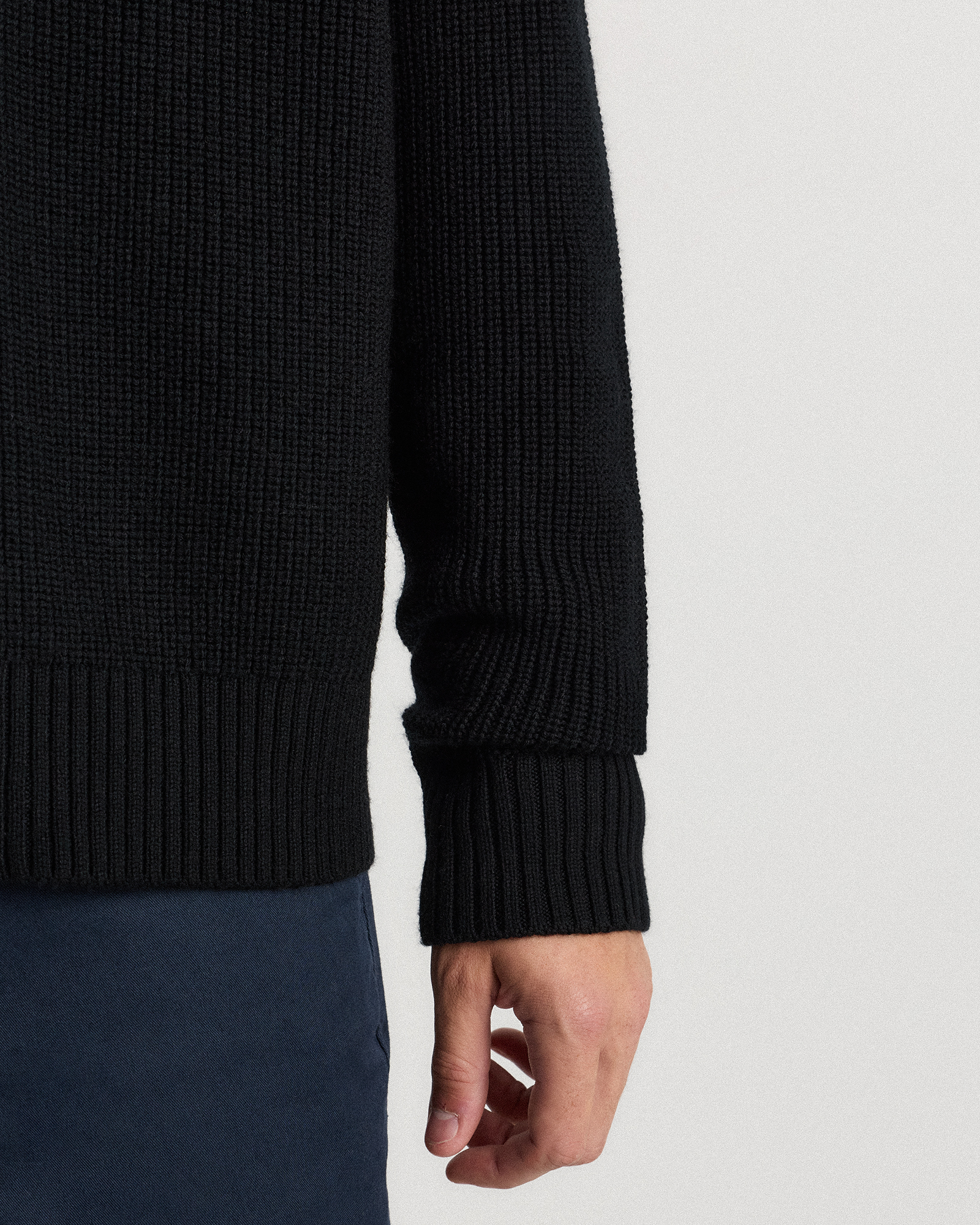 Australian Merino Wool Full Zip Sweater in Black