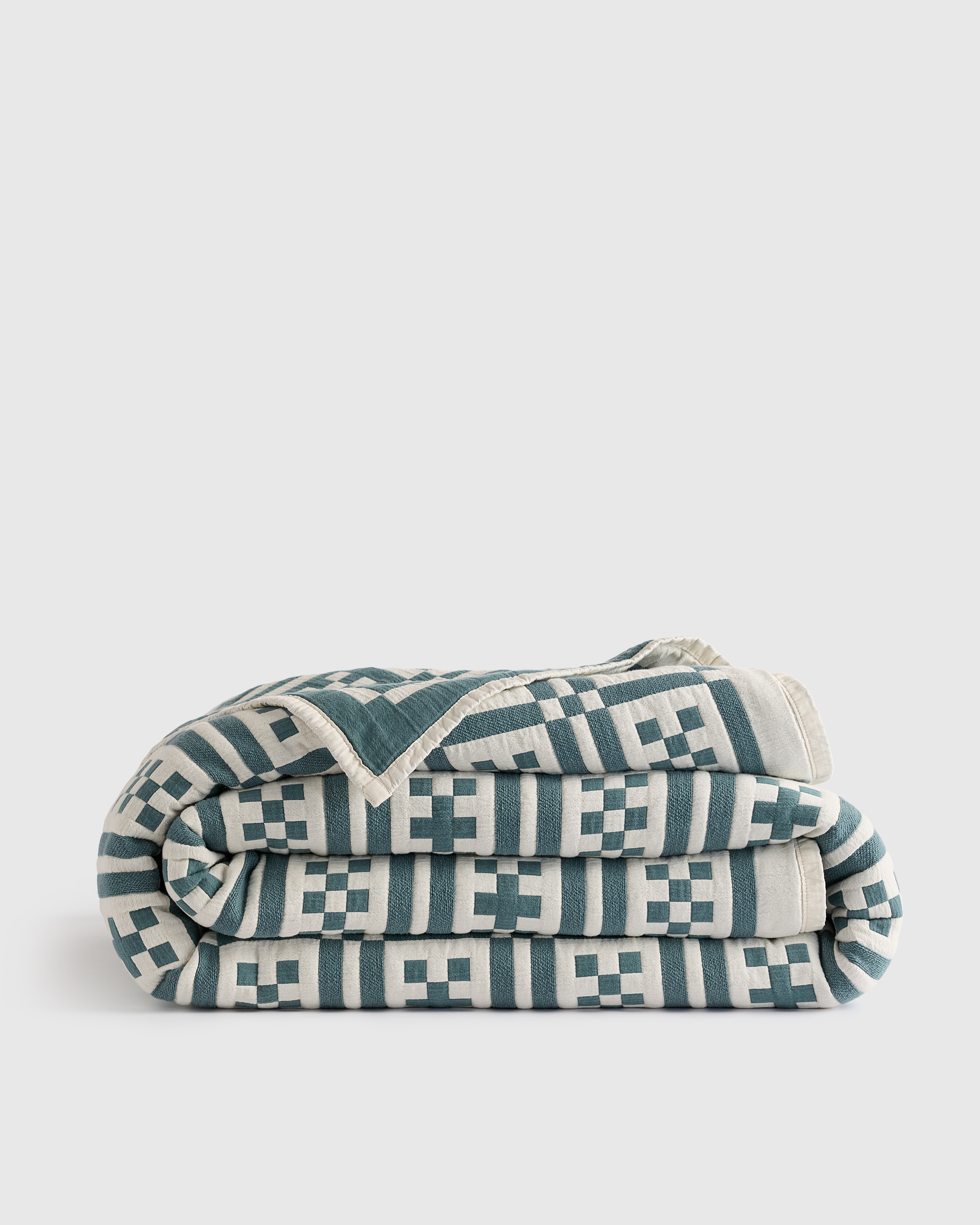 Ocean Organic Cotton Jacquard Geo Coverlet