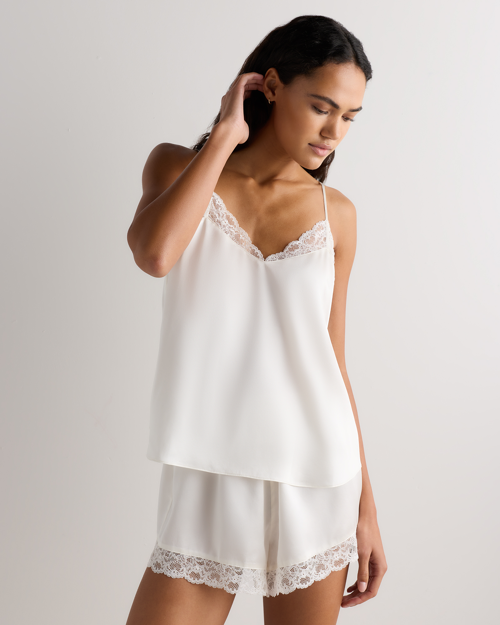 Ivory Haut de pyjama style camisole en satin 100% soie lavable à garnitures en dentelle