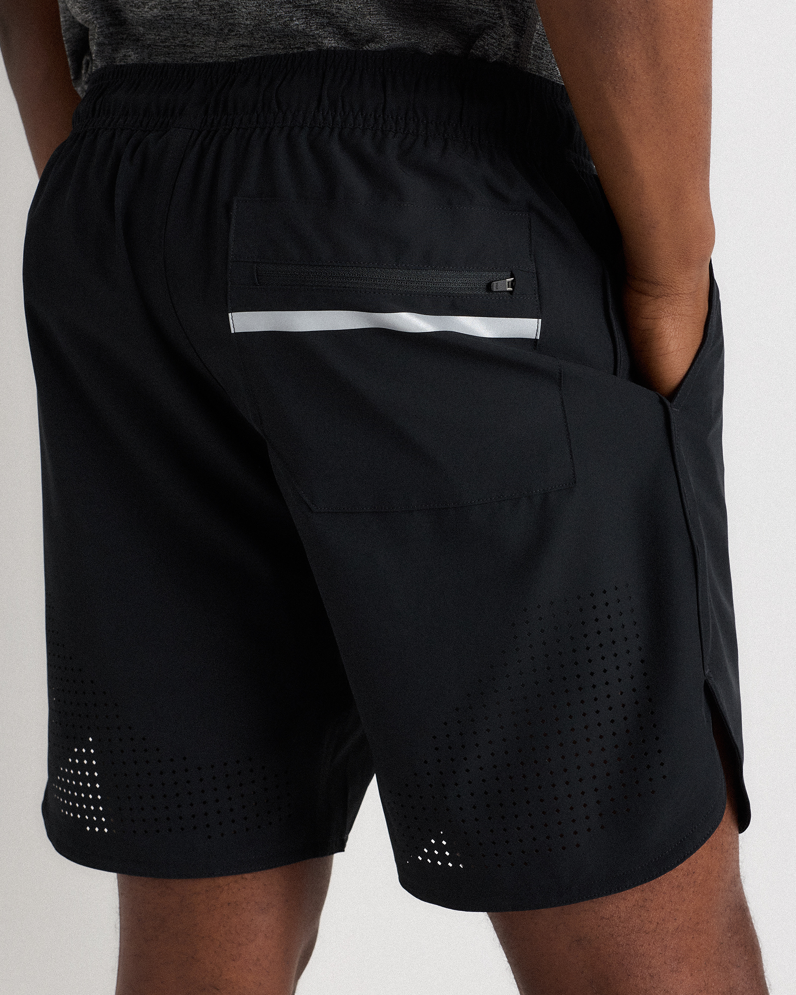 Sweat Tech Training Short - 7
