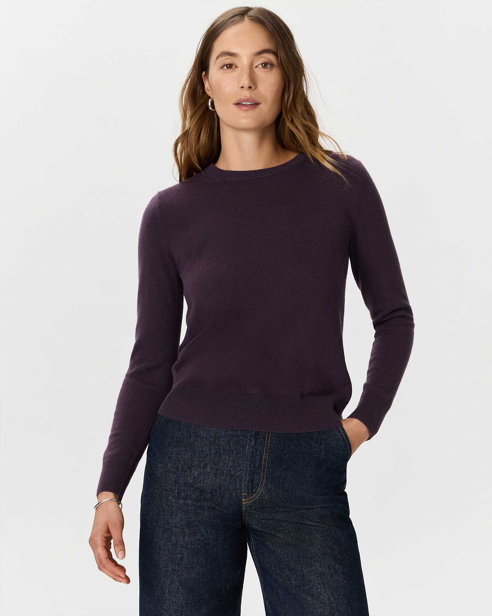 Mongolian Cashmere Crewneck Sweater in Deep Orchid Purple