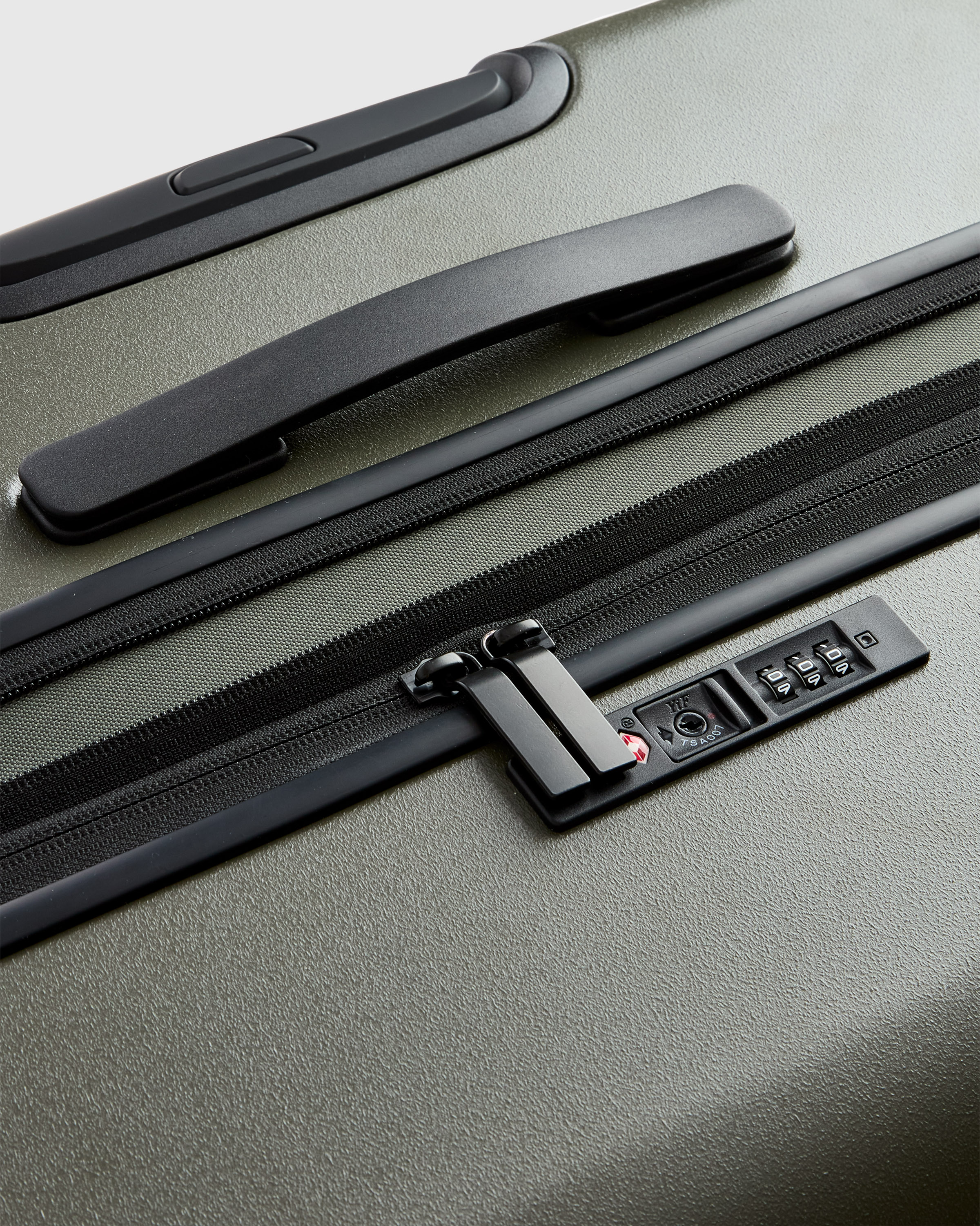 Expandable Large Check-In Suitcase - Olive