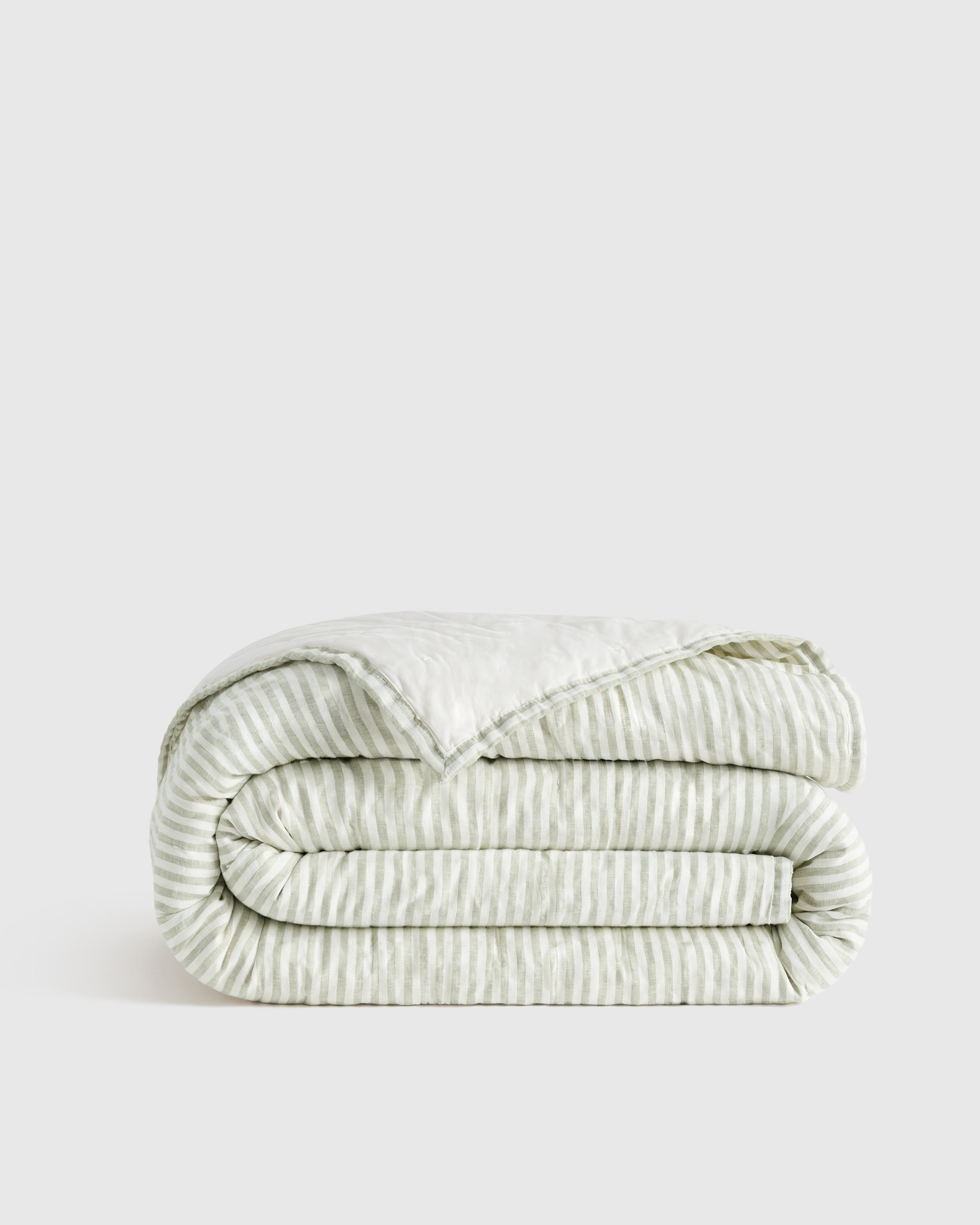 Willowleaf/White Stripe European Linen Patterned Quilt