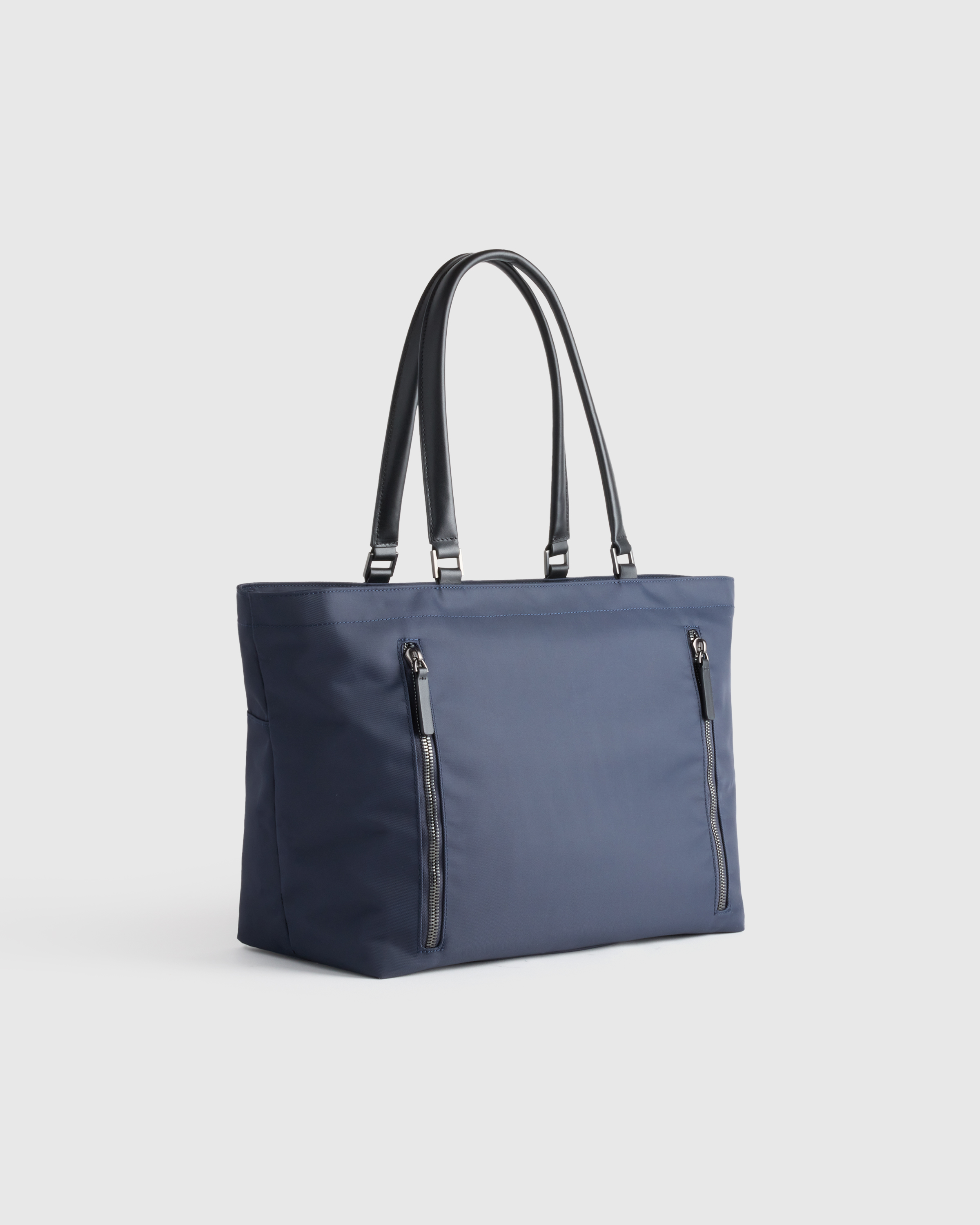 Voyage Nylon Travel Tote in Navy