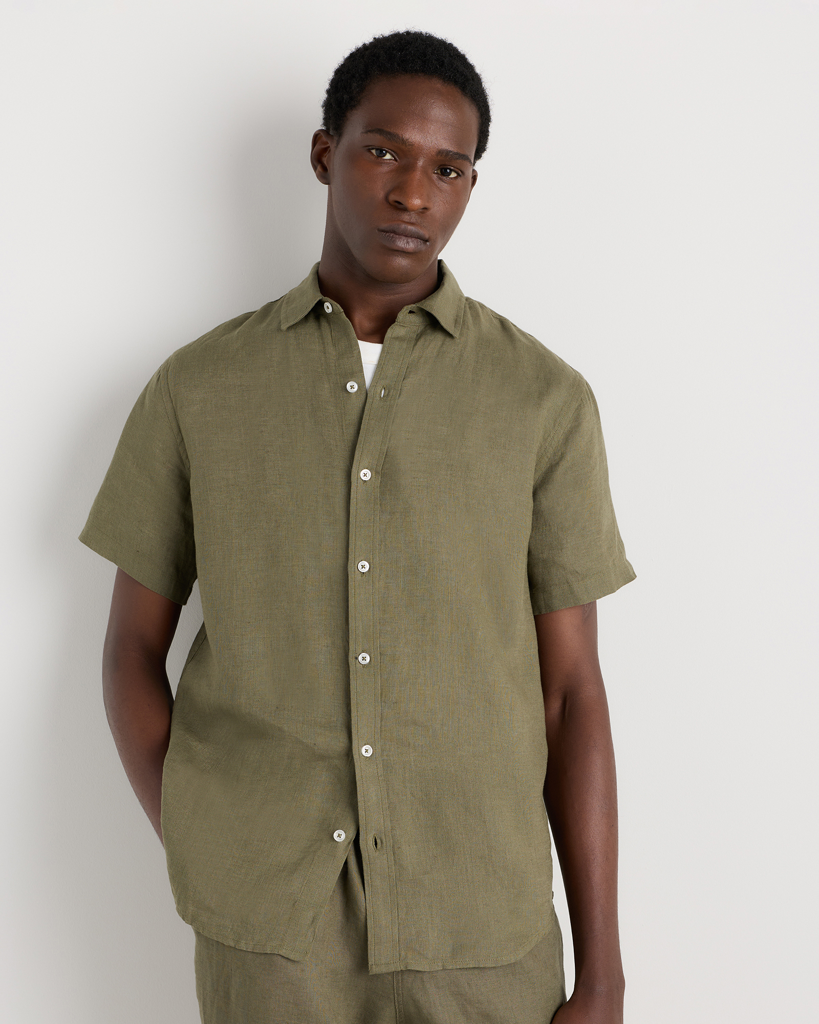 Bayberry Olive 100% European Linen Relaxed Short Sleeve Shirt