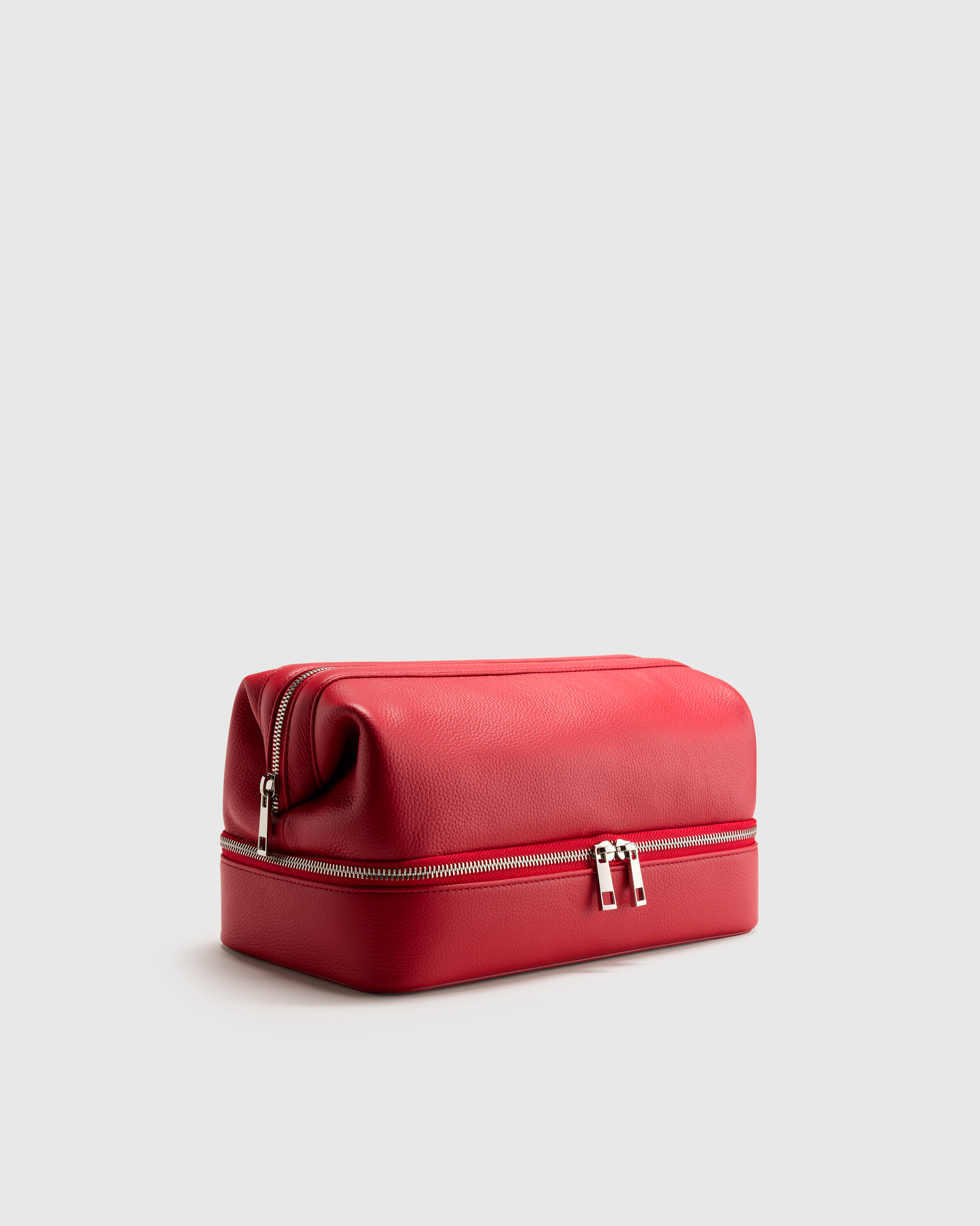 Italian Leather Dual Compartment Toiletry BAG CHERRY RED45824 EDITED