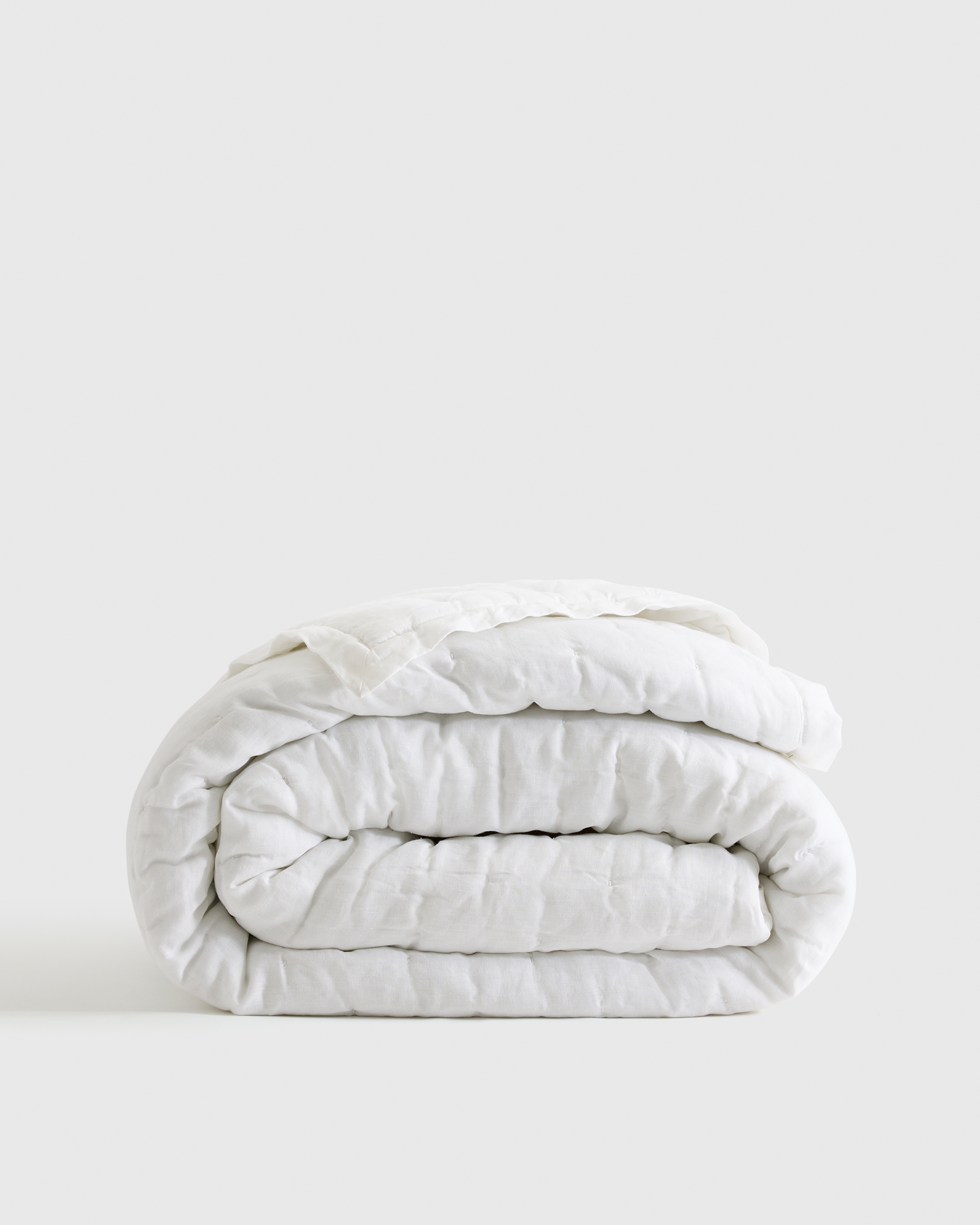 White European Linen Dream Quilt