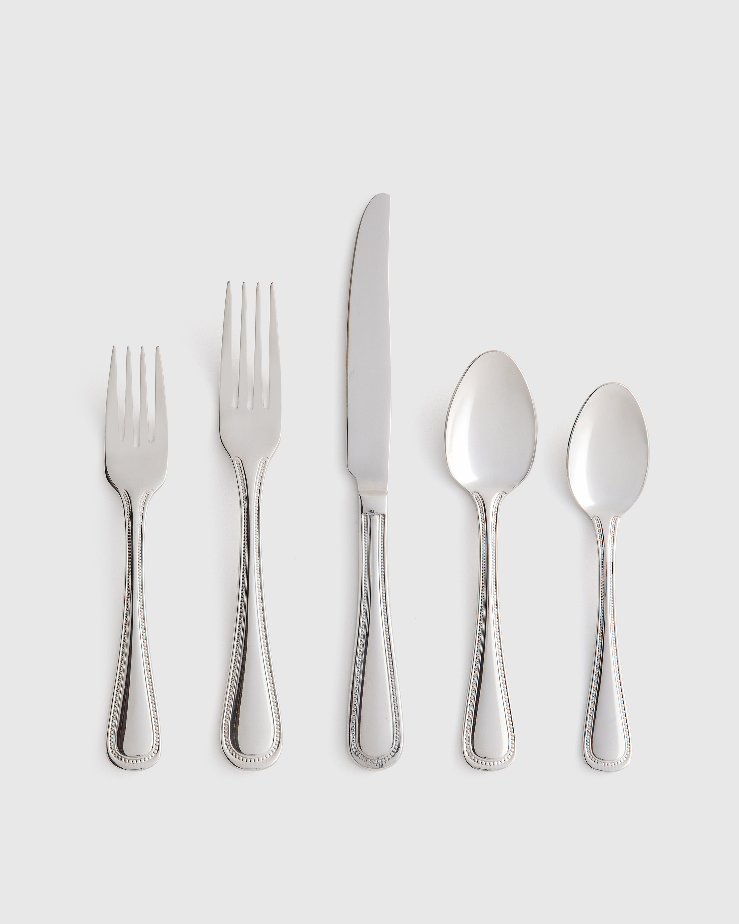 Polished Stainless Steel Beaded Classic 20-Piece Flatware Set