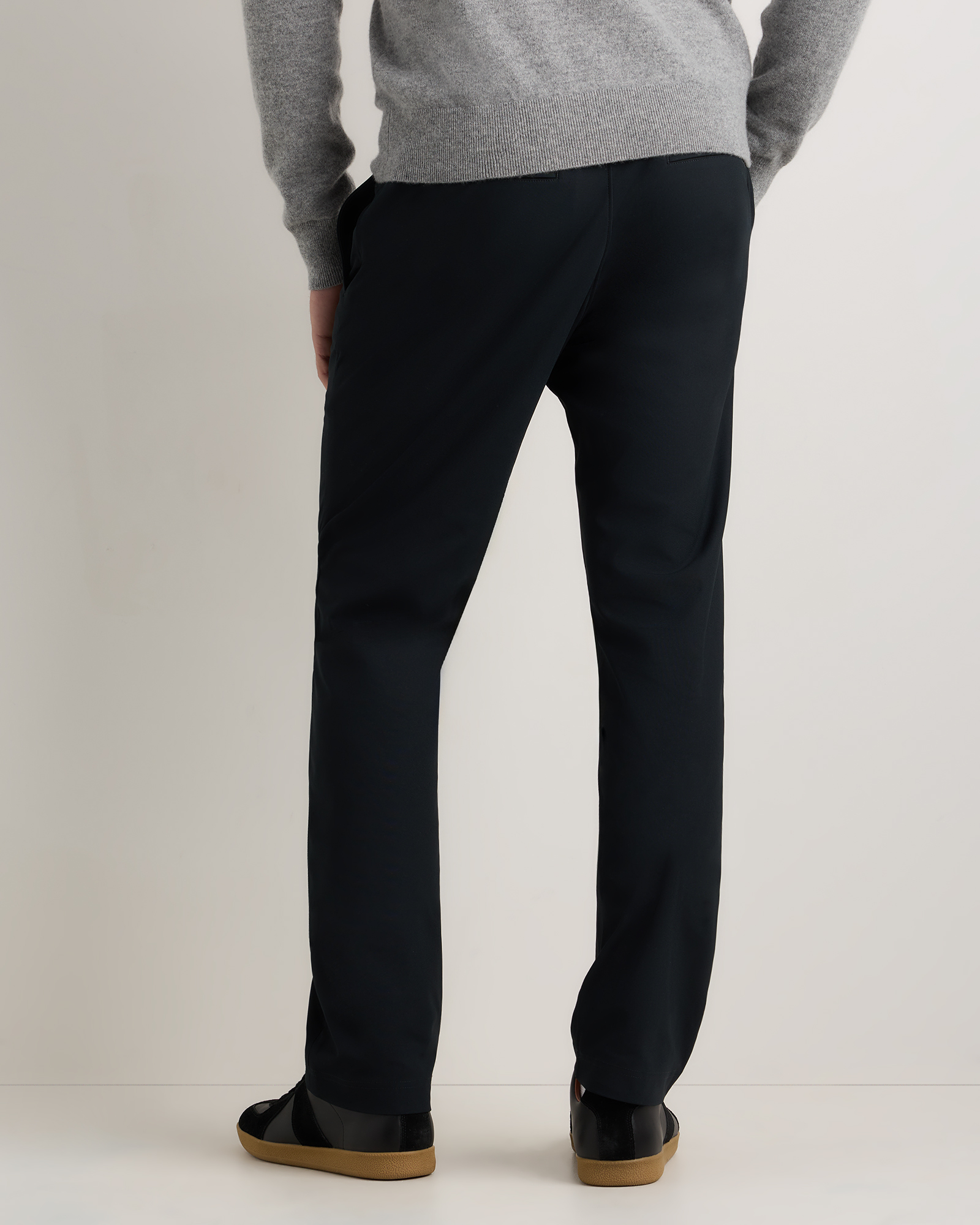 Mens Ultimate Commuter Pant - Classic Fit
