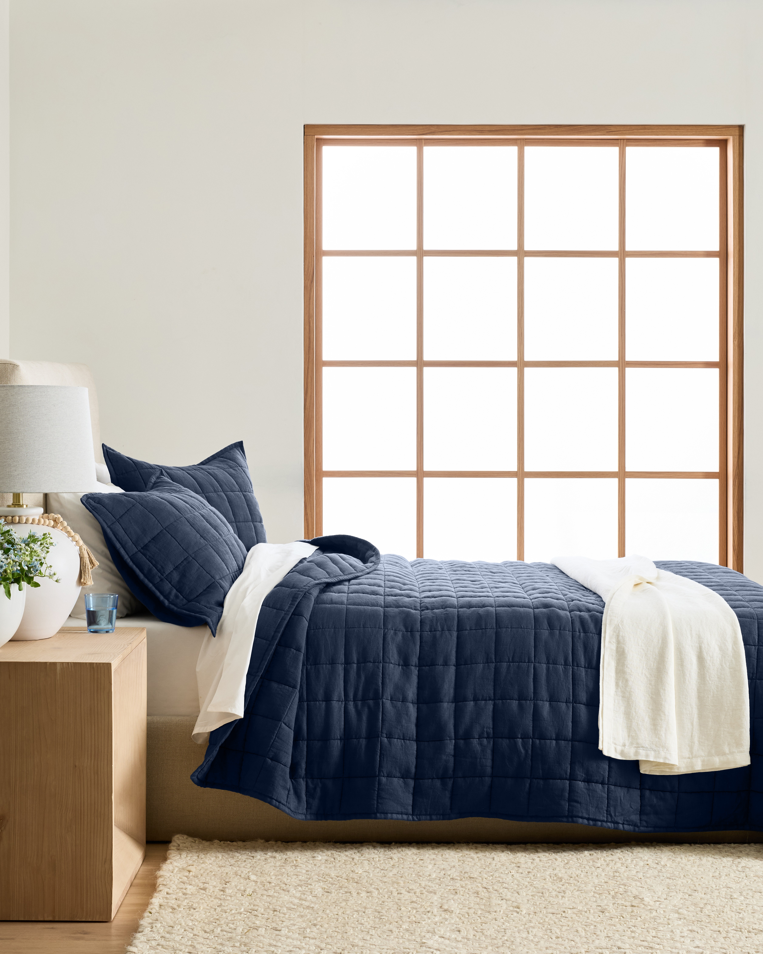 Navy European Linen Box Quilt