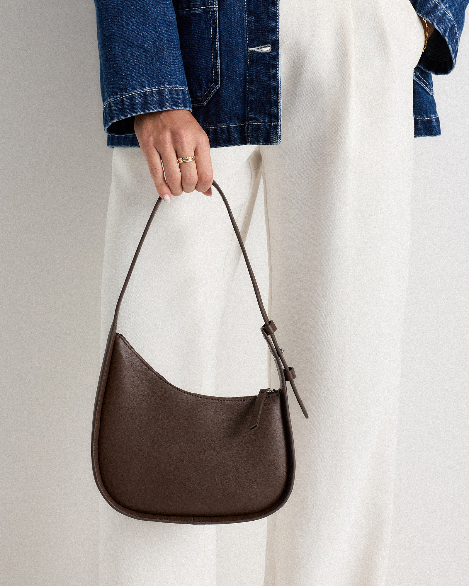 Quince Dark Brown Leather Shoulder Bag with Gold Hardware Italian Leather Mini Barrel Shoulder Bag in Dark Brown main image 3