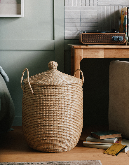 Natural Handwoven Seagrass Lidded Storage Baskets (Set of 3)