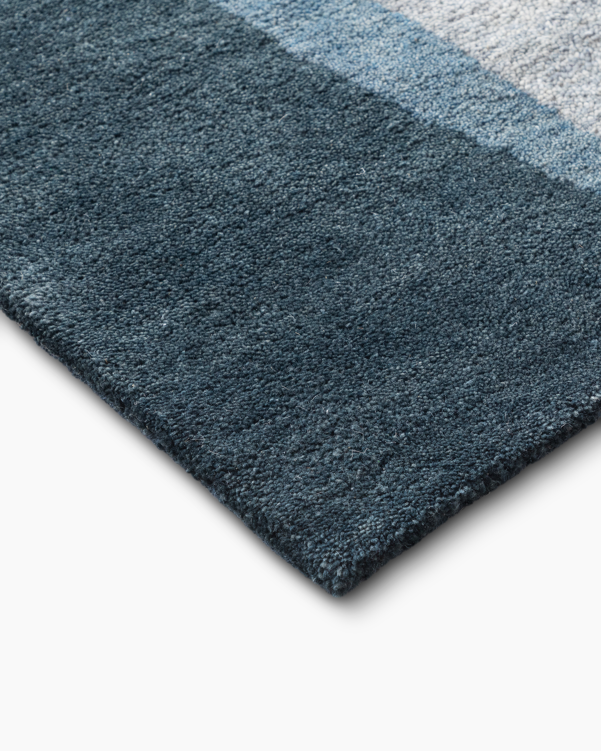 Velzy Wool Rug - Thumbnail 3